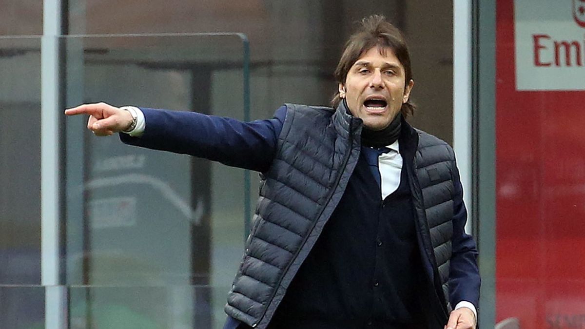 PAP/EPA / MATTEO BAZZI  / Na zdjęciu: Antonio Conte