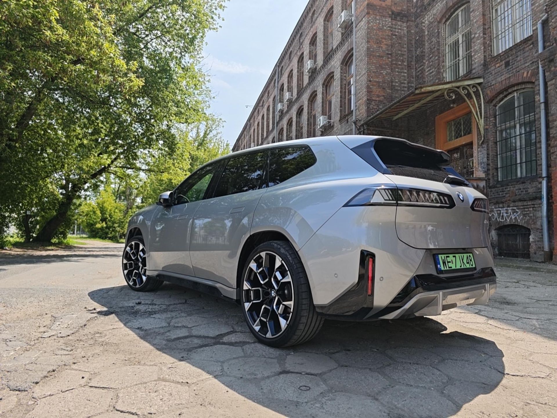 BMW iX3