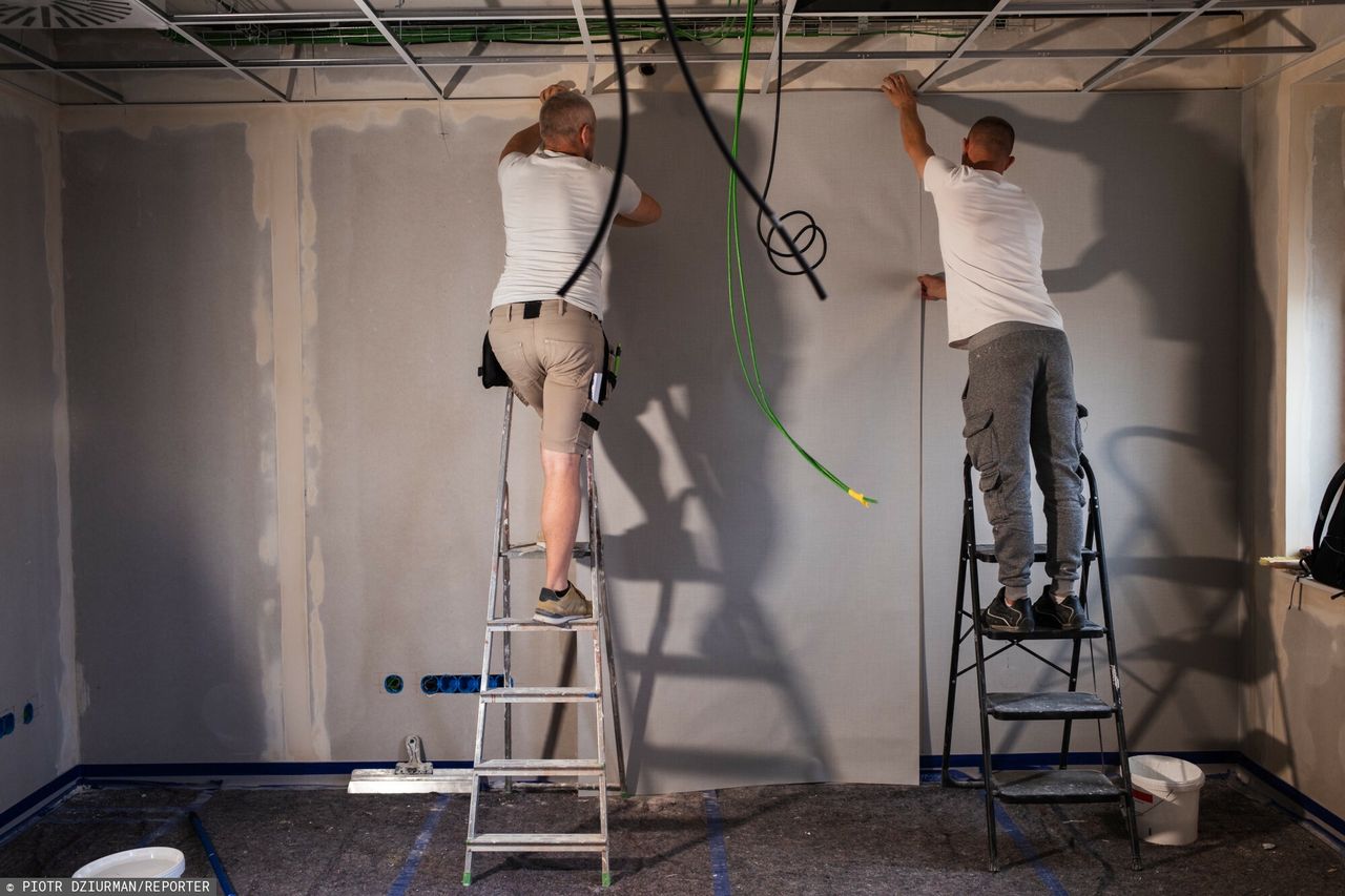 12 euro za godzinę. Polacy policzyli i wolą zostać w kraju