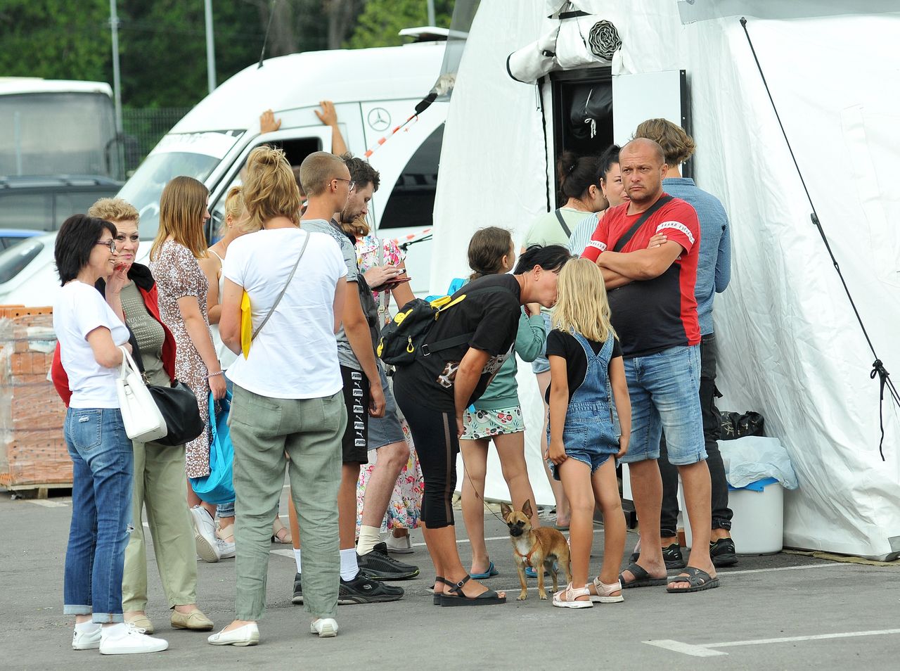 Uchodźczynie z dziećmi, które w przedostawały się przez polsko-ukraińską granicę w pierwszych tygodniach wojny, nie były bezpieczne