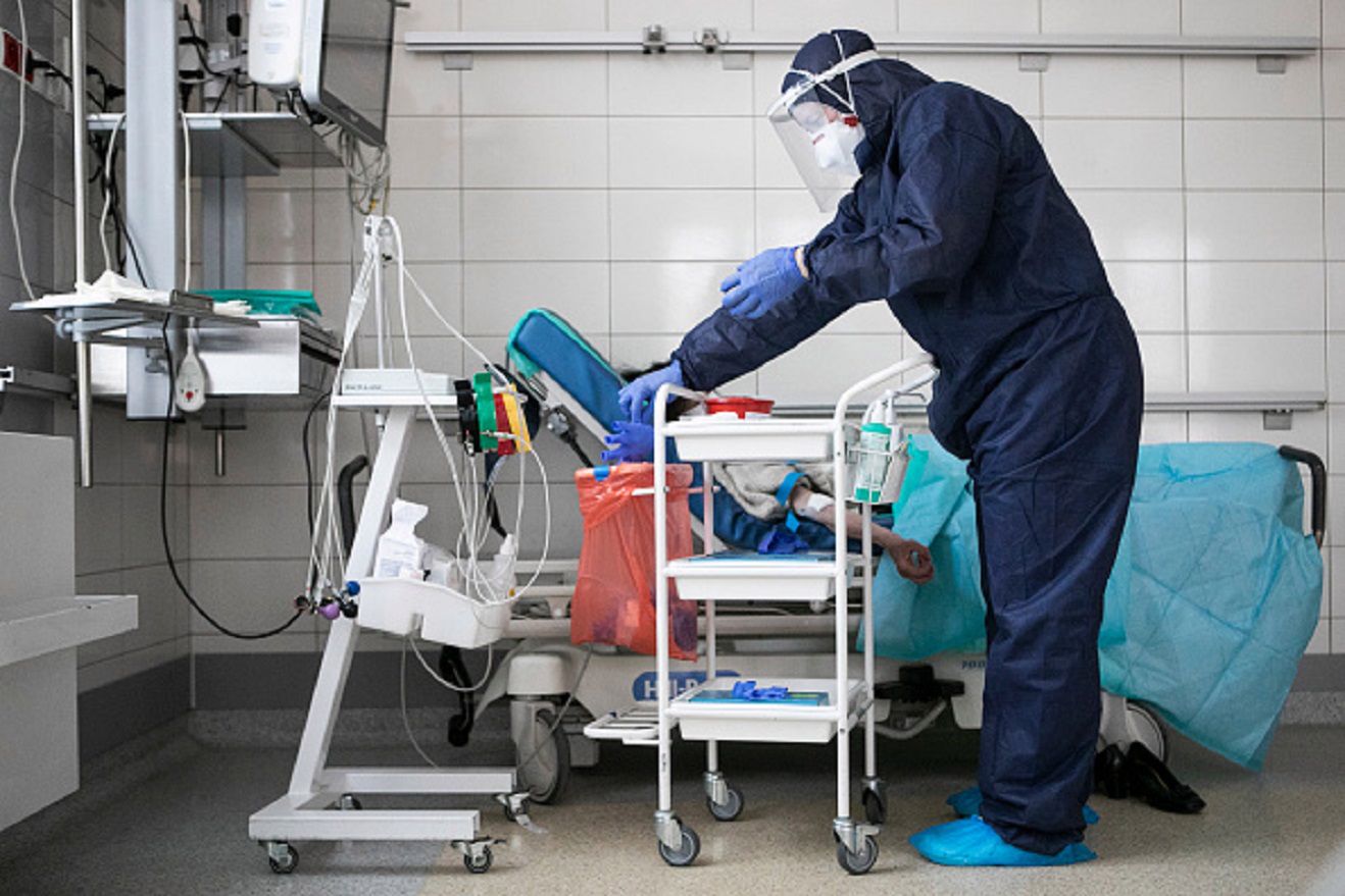 Czy katar świadczy o początku COVID-19?