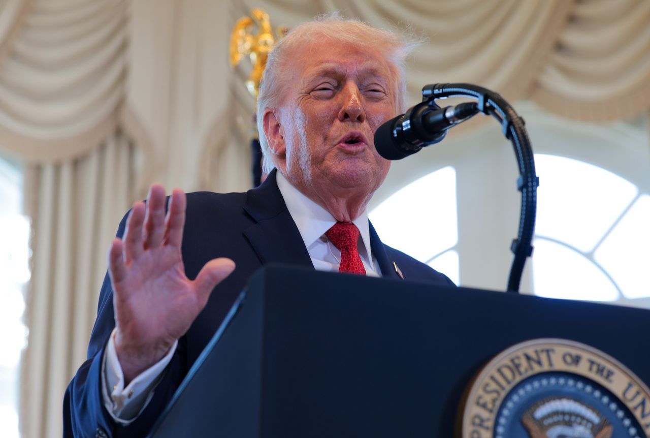 Trump grozi cłami ośmiu europejskim państwom. Za postawę wobec Grenlandii