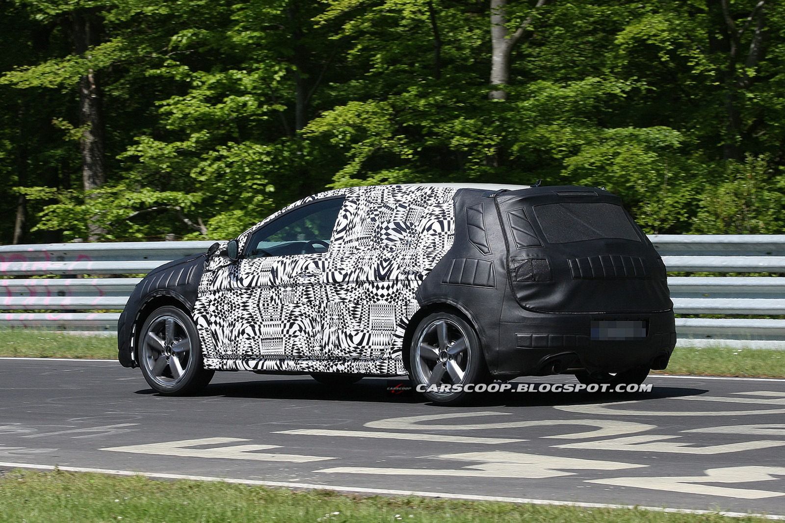Volkswagen Golf VII GTI