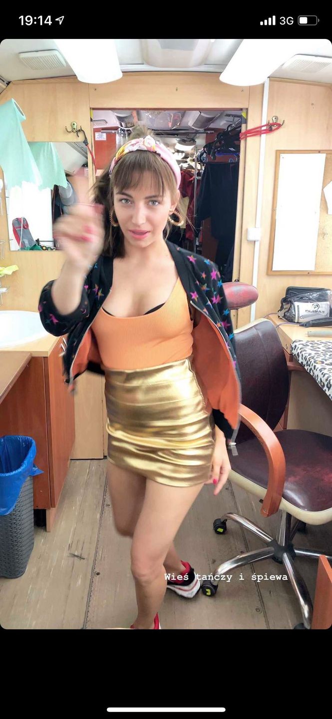 Julia Wieniawa wieś tańczy wieś śpiewa,