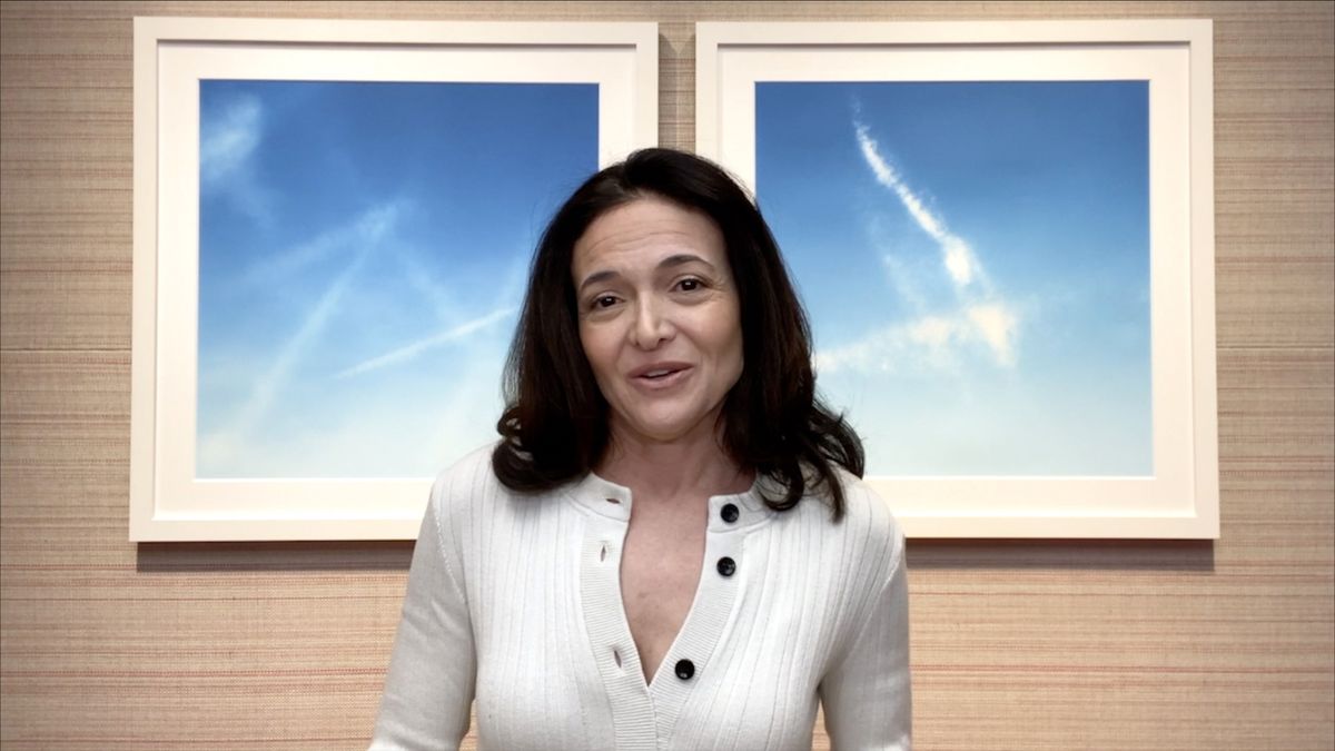 Sheryl Sandberg to chief operating officer w koncernie Meta, który jest właścicielem Facebooka. 