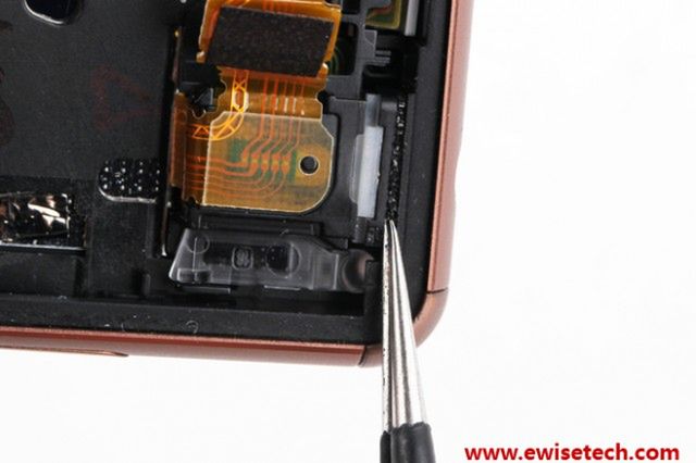 W skrócie: Xperia Z3 w częściach, testy OnePlus One i rękawiczki Bluetooth 16