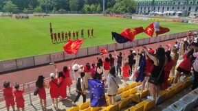 Sparing polskich piłkarek w Pruszkowie. Kibicowały setki... Wietnamczyków (WIDEO)