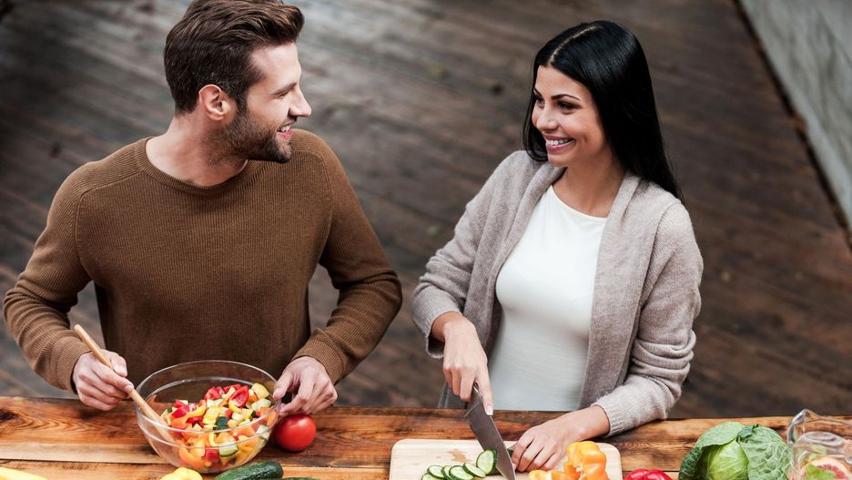 Pary, które razem gotują, mają udane życie seksualne