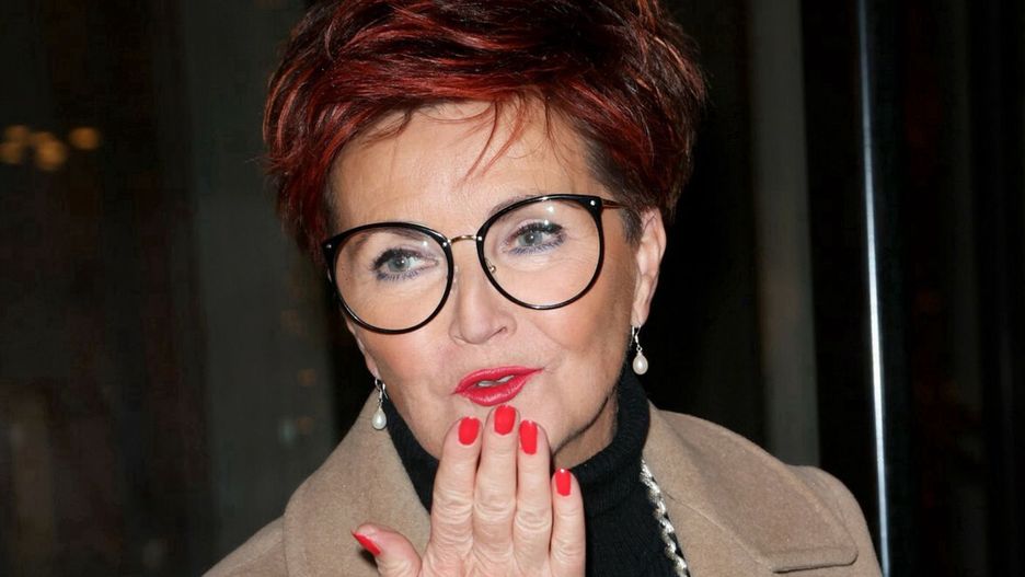 Jolanta Kwaśniewska w eleganckiej stylizacji