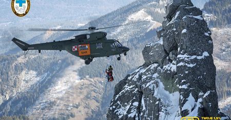 Tatry: Wojskowy śmigłowiec przez miesiąc będzie zastępował maszynę TOPR