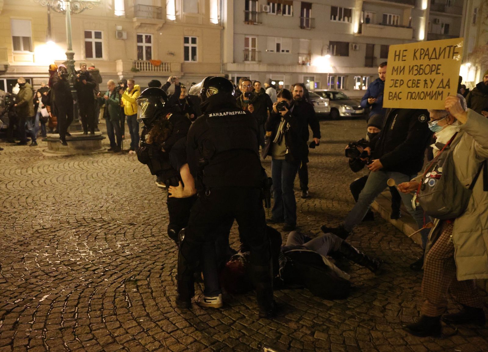 Zamieszki w Belgradzie