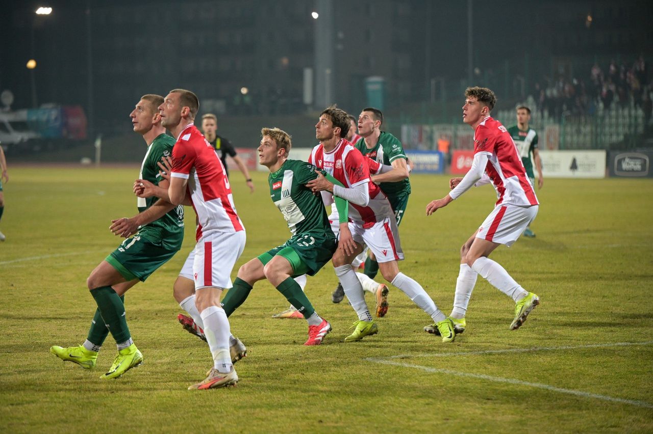 Olimpia Grudziądz podpisała nowe umowy z dwoma piłkarzami