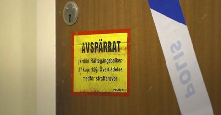 Więziła swojego syna przez 30 lat. Sąsiedzi w bloku niczego nie podejrzewali