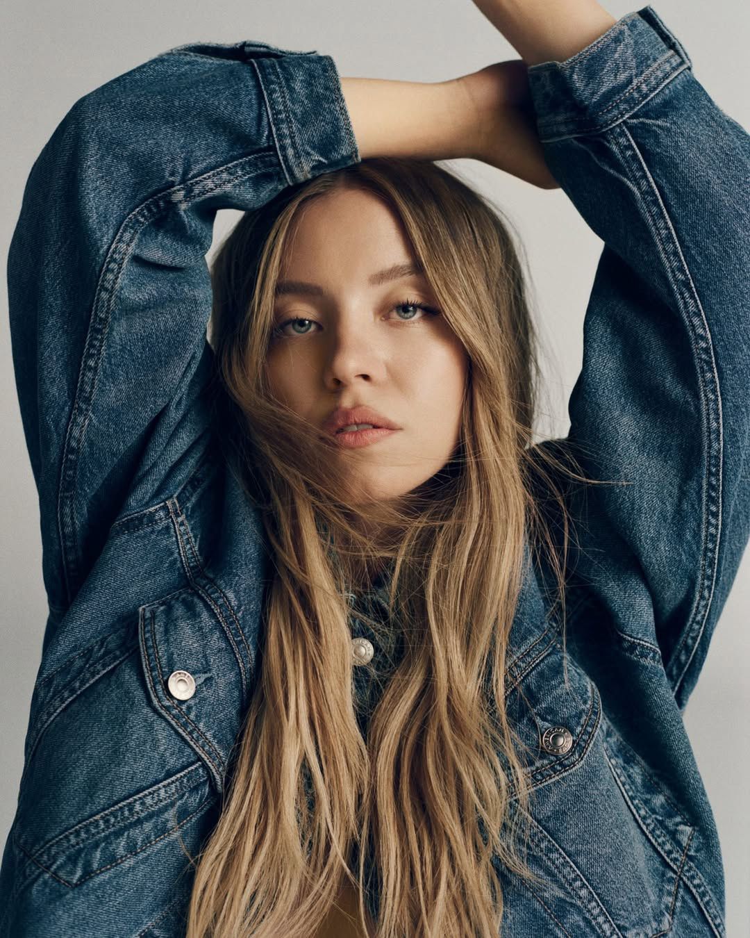Sydney Sweeney reklamuje American Eagle