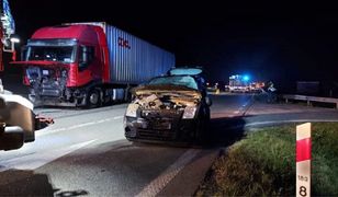 Potężne zderzenie pod Otwockiem. DK 50 stoi