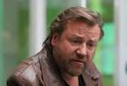 ''Of Kings and Prophets'': Król Ray Winstone nadchodzi z prorokiem i pasterzem