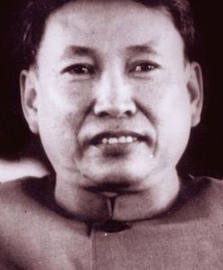 Pol Pot - nauczyciel i ludobójca