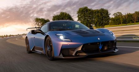 Oto najostrzejsze drogowe maserati: GT2 Stradale