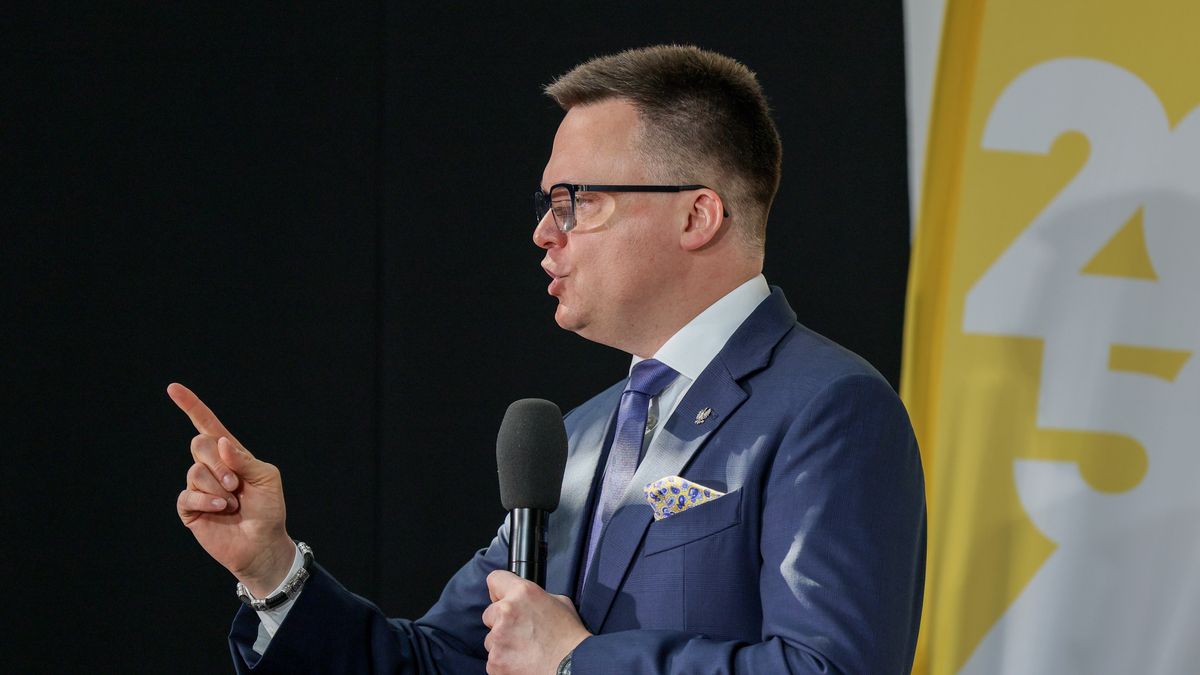 Legionowo, 29.03.2025. Marszałek Sejmu Szymon Hołownia przemawia podczas otwarcia V Forum Samorządowego Polski 2050 w Legionowie, 29 bm. (jm) PAP/Paweł Supernak