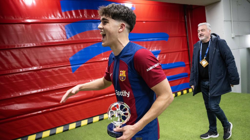 Getty Images / David Ramos - UEFA / Na zdjęciu: Pau Cubarsi