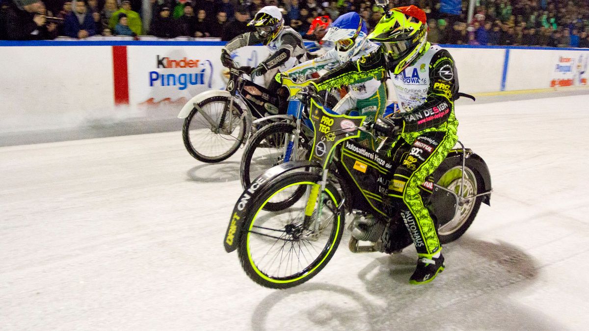 Zdjęcie okładkowe artykułu: WP SportoweFakty / Tomasz Kudala / Na zdjęciu: wyścig na gali lodowej