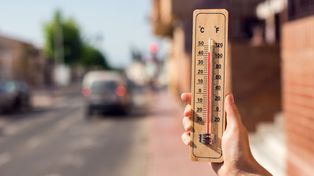 Upały dotarły do Tarnowa. W centrum miasta temperatura sięga 50 stopni Celsjusza