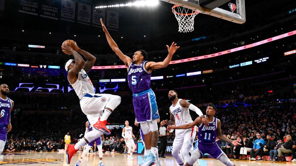 Reggie Jackson (rzucający) oraz Talen Horton-Tucker