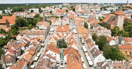 Miasto oddało teren na 10 lat. Urzędnicy dziś rozkładają ręce