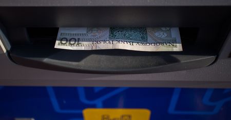 Śląskie. Stolarz, blacharz, rolnik, inżynier, mechanik. Częstochowski gang od bankomatów usłyszał zarzuty