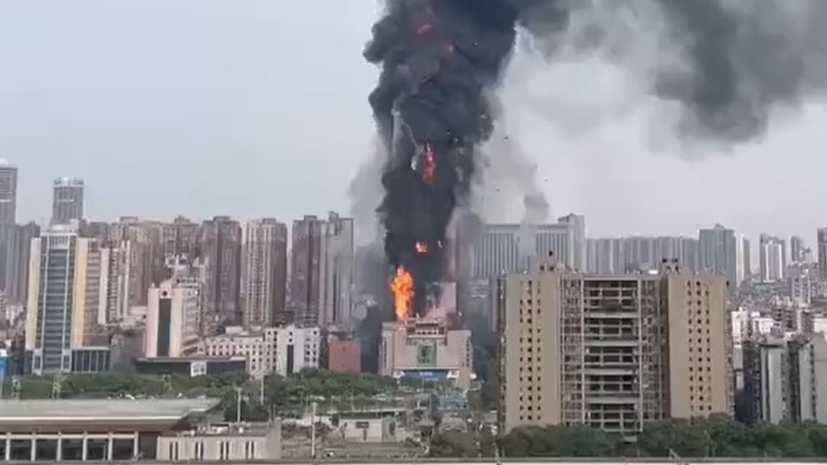 Potężny pożar w miejscowości Changsha