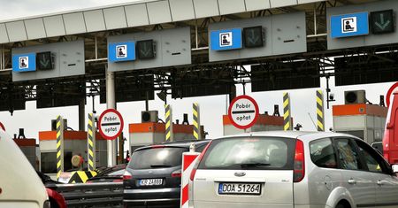 Od listopada zmiany w poborze opłat na autostradach. GDDKiA ma dwie oferty