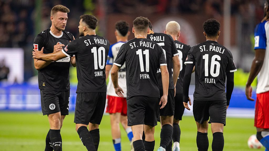 Getty Images / Kevin Voigt / Na zdjęciu: piłkarze FC St. Pauli