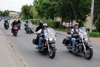 Wielka parada motocyklowa w Trzebini. Trwa motopiknik nad Balatonem. Zobacz zdjęcia