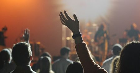 Paszport covidowy ma ułatwić nie tylko wakacyjne podróże! Zobacz, co jeszcze
