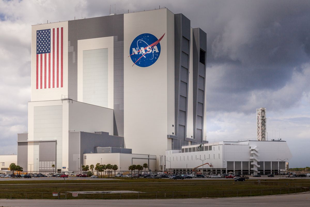 NASA – problemy przy budowie rakiety nośnej Space Launch System