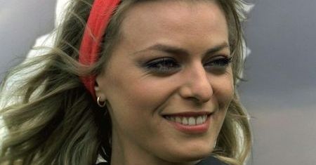 Jolanta Nowak: Co się stało z gwiazdą ''najbardziej frywolnego filmu PRL-u''?