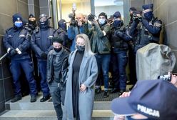 Strajk Kobiet. Burza wokół zatrzymania dziennikarki. Rzecznik rządu odpowiada