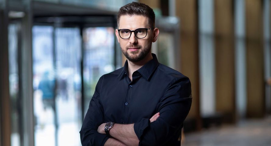 Piotr Żak na kolejne lata prezesem Grupy Polsat Plus
