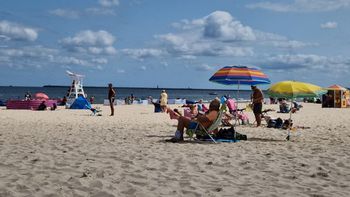 Tak Polacy obniżają koszty urlopów. Ceny niższe o 1/3