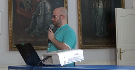 [HotZlot 2018] Bezprzewodowe sieci dla biura, szkoły, hotelu i domu [TP-Link]