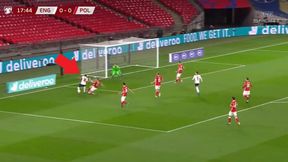 Eliminacje do MŚ 2022. Anglia - Polska. Po tym faulu był rzut karny. Czy sędzia postąpił słusznie? [WIDEO]