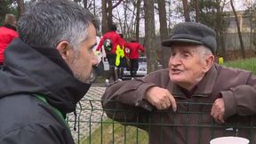 Starszy kibic chciał pogratulować trenerowi Korony Kielce. "Urocze obrazki"