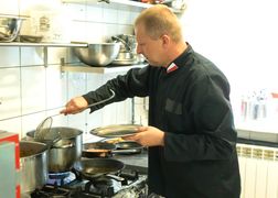 Food Network HD Zamiana szefów kuchni