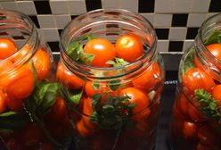 Domowe przetwory z pomidorów