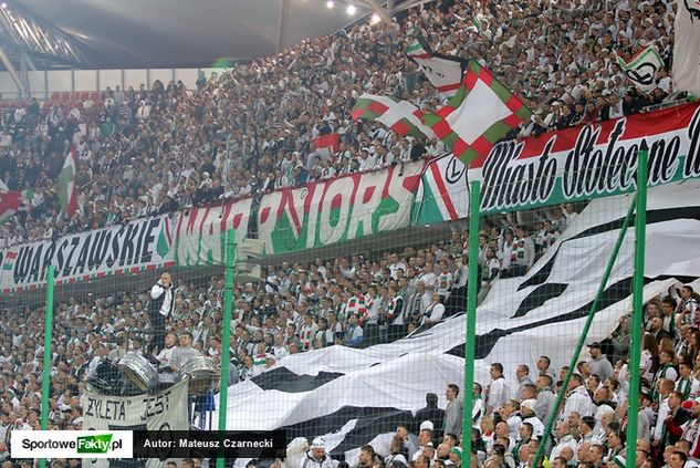 W tym sezonie najwięcej kibiców - 26 831 przyszło na mecz Legia Warszawa - Lech Poznań