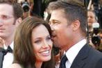 Pitt i Jolie przekażą milion dolarów na pomoc Haiti