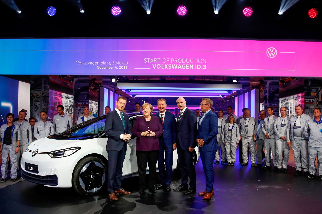 W ceremonii uczestniczyła m.in. kanclerz Angela Merkel oraz Prezes Zarządu Grupy Volkswagen Herbert Diess