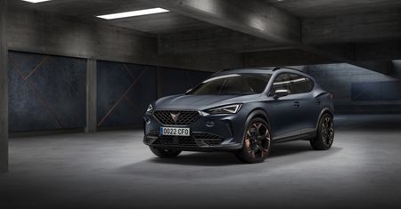 Formentor to pierwsze samodzielne auto Cupry. Do wyboru dwie wersje silnikowe