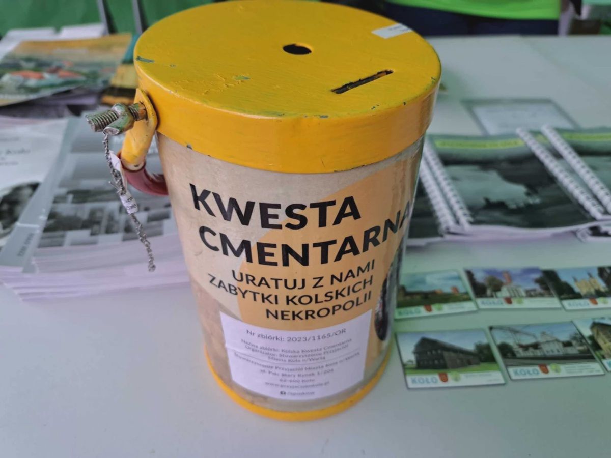 Koło: Mieszkańcy pamiętają o przodkach. Kwesta na zabytkowe nagrobki