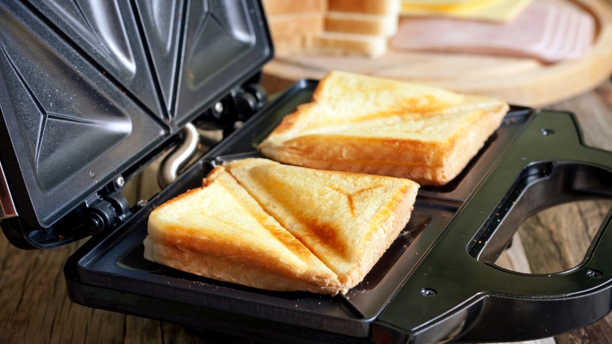 Jak wyczyścić toster?